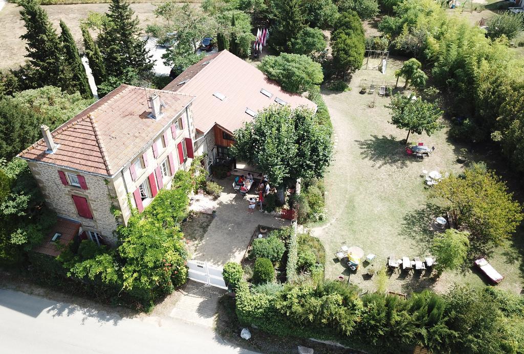 Chambres D'Hotes Les 7 Semaines Chantemerle-les-Bles Exterior photo